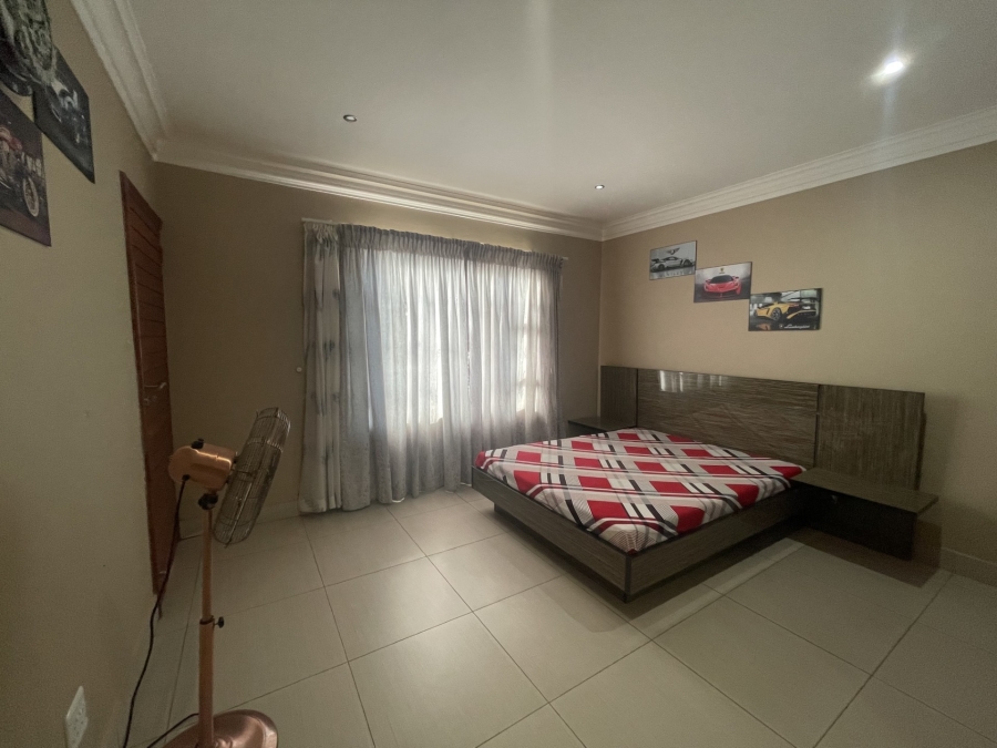 4 Bedroom Property for Sale in Heuwelsig Free State